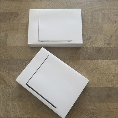 Apple MacBook Air 15-inch 16/512GB M4 chip