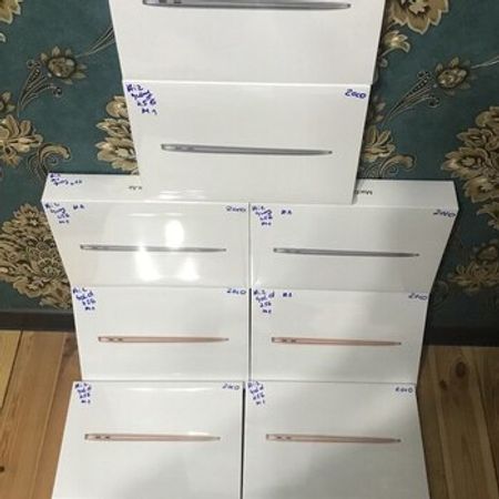 Apple MacBook Air M1 chip 256GB 2020