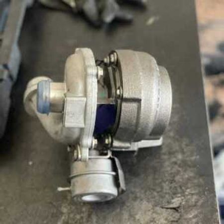 Renault Megane 6+1 dizel turbosu – Ehtiyat hissələri – ucuztap.az