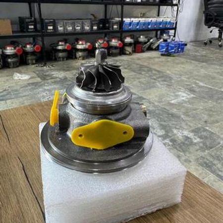 "Mitsubishi Pajero" turbosu və kartici