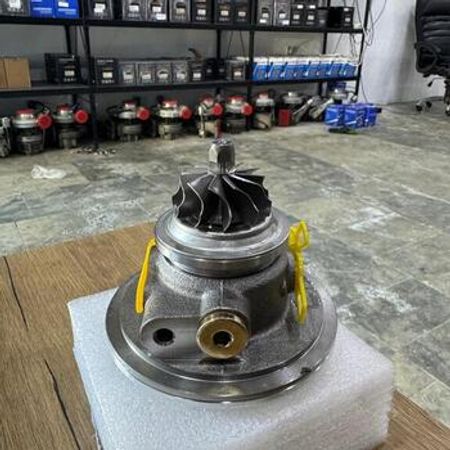 "Mitsubishi Pajero" turbosu və kartici