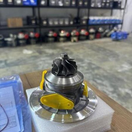 "Mitsubishi Pajero" turbosu və kartici