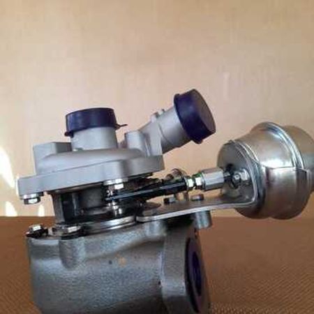 "Range Rover" turbosu