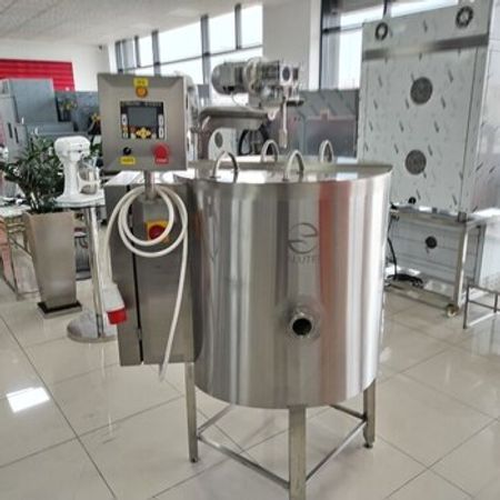 Pendir istehsalı aparatı