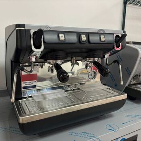 Qəhvə aparatı Nuova Simonelli Appia Life Compact S GR2