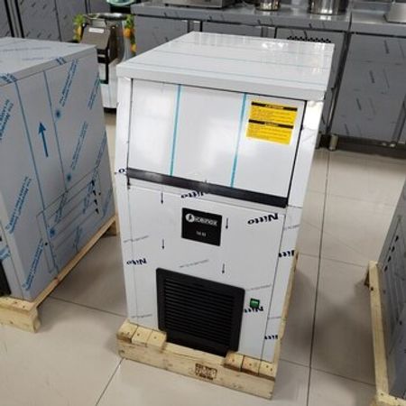 Buz aparatı "İceinox 50kq"