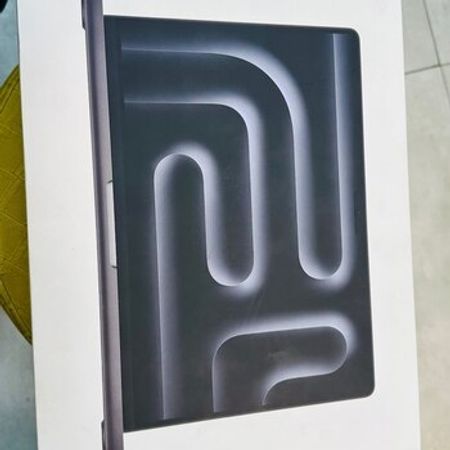 Apple MacBook Pro M5 14 inc