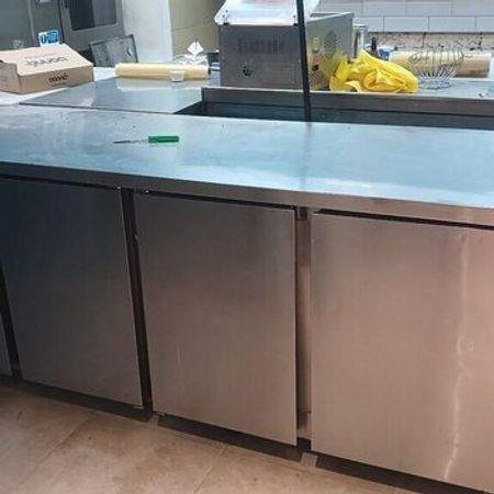 Paslanmaz mətbəx avadanlığı