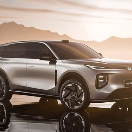 Changan Qiyuan Nevo Q07 şüşələri