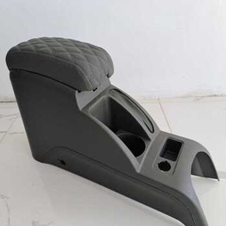 "Chevrolet Cobalt, Ravon R4" dirsək altı