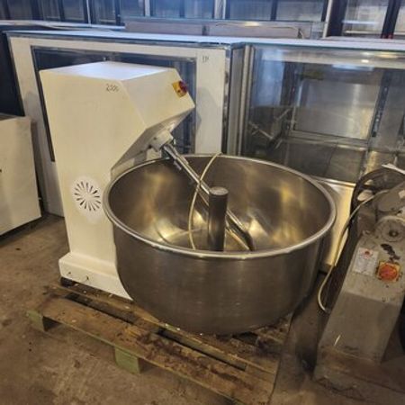 Xəmir yoğuran aparat