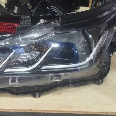 Toyota Corolla farası – Ehtiyat hissələri – ucuztap.az