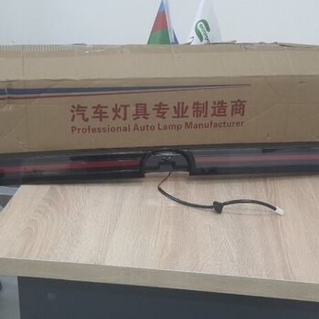 "Changan Uni-V" stop işığı