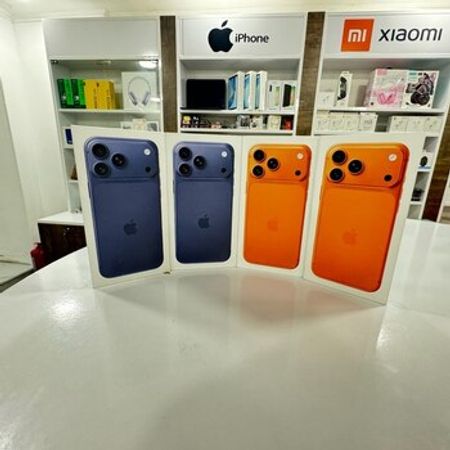 Apple iPhone 17 Pro Deep Blue 256GB/12GB