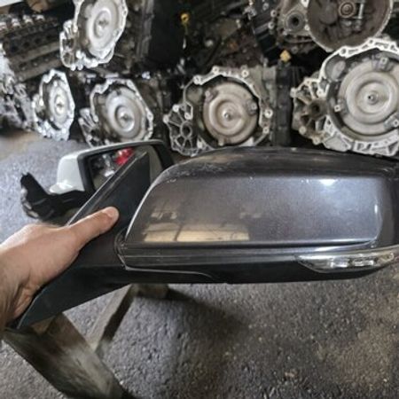 "Chevrolet Malibu" güzgüsü