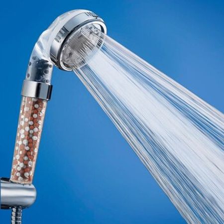 Filterli duş başlığı