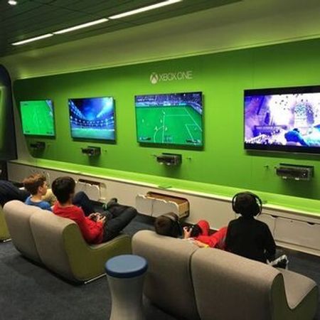 PlayStation klub avadanlıqları – Biznes üçün avadanlıq – ucuztap.az