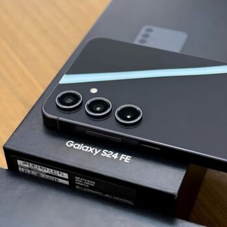 Samsung Galaxy S24 FE Graphite 256GB/8GB