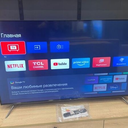 TCL 140 ekran Smart 4