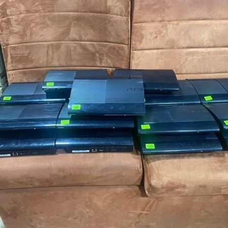 Hazır biznes (Sony Playstatıon klub avadanlıqları)