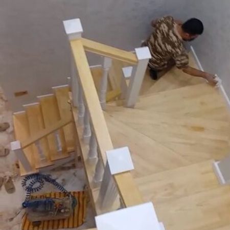 Taxta pilləkənlər