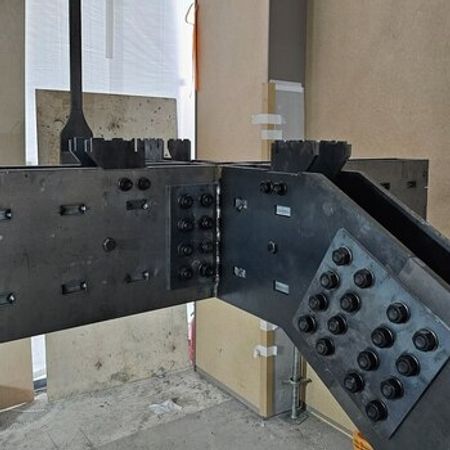 İnteryer metal asma pilləkənlər