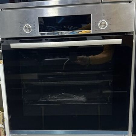 Quraşdırılan soba "Bosch HBJ558YSOQ"