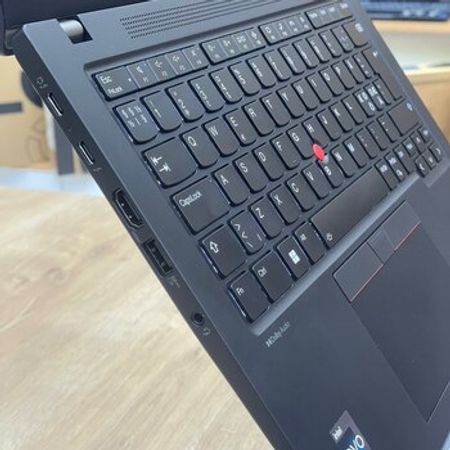 Lenovo ThinkPad T14S