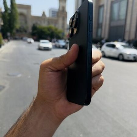 Apple iPhone 16 Pro Black Titanium 128GB/8GB