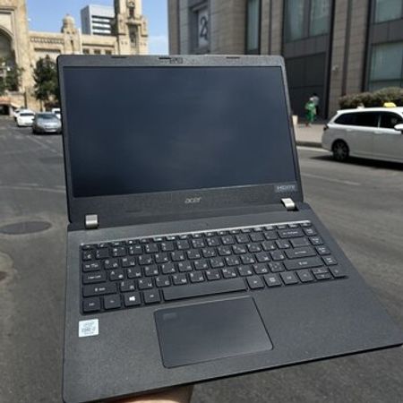 Acer TravelMate 214-52