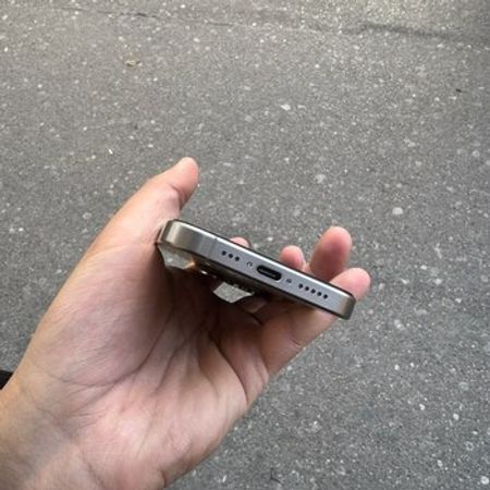 Apple iPhone 15 Pro Natural Titanium 256GB/8GB