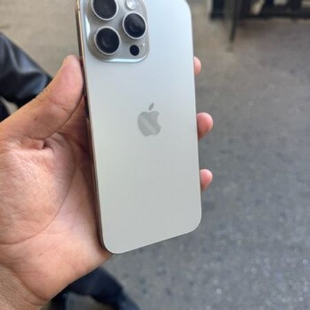 Apple iPhone 16 Pro Max Natural Titanium 256GB/8GB