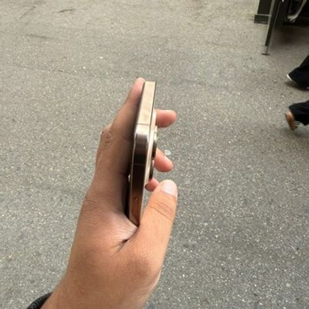 Apple iPhone 16 Pro Desert Titanium 128GB/8GB