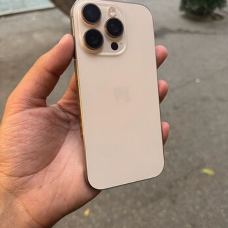 Apple iPhone 16 Pro Desert Titanium 256GB/8GB