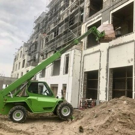 Teleskopik yükləyici icarəsi (3 ton)