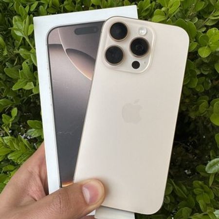 Apple iPhone 16 Pro Desert Titanium 256GB/8GB