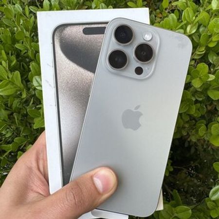 Apple iPhone 15 Pro Natural Titanium 256GB/8GB