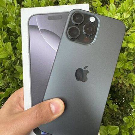 Apple iPhone 16 Pro Max Black Titanium 256GB/8GB