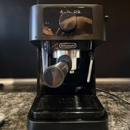 Qəhvədəmləyən Delonghi EC230.BK