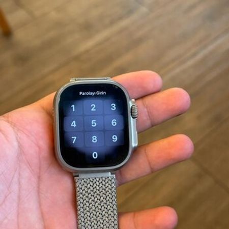 Apple Watch Ultra 2 Titanium