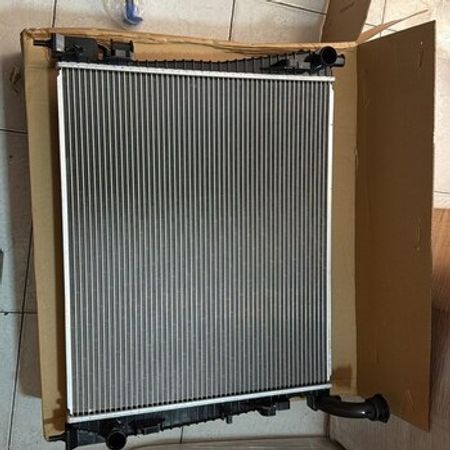 Jeep Grand Cherokee 3.6L su radiatoru – Ehtiyat hissələri – ucuztap.az
