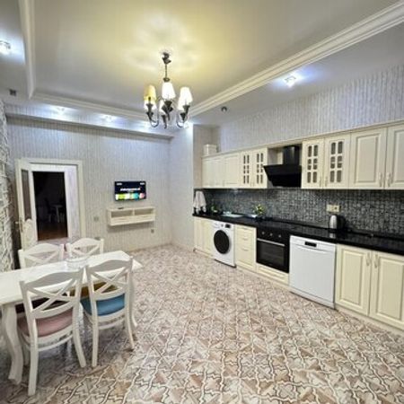 2-otaqlı yeni tikili kirayə verilir, Xətai r., 100 m²