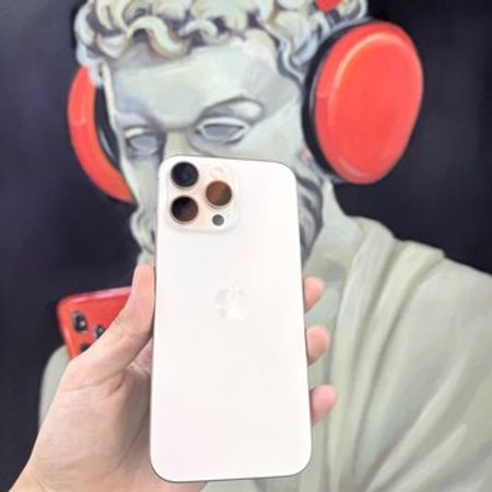 Apple iPhone 16 Pro Max Desert Titanium 256GB/8GB