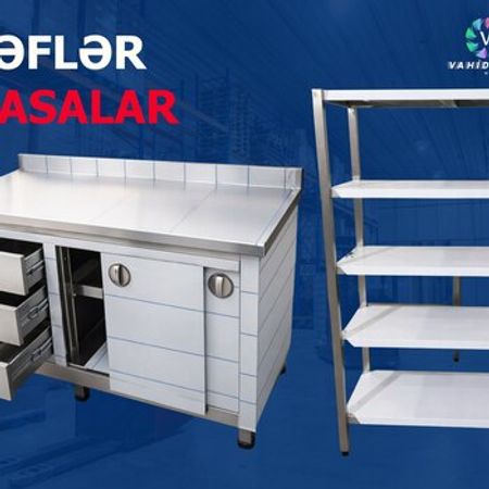 Rəflər və çalışma masaları