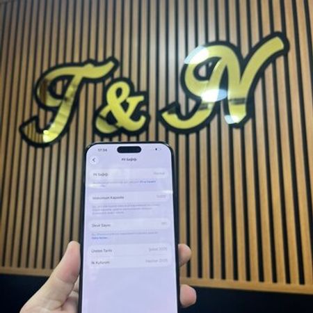 Apple iPhone 16 Pro Max Black Titanium 256GB/8GB