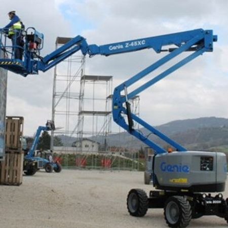 Qaldırıcı qurğuların icarəsi