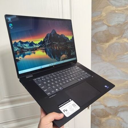 HP Omnibook Flip X