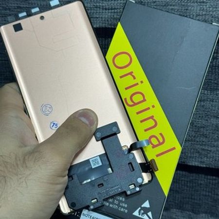 Batareyalar, ekranlar ehtiyat hissələri