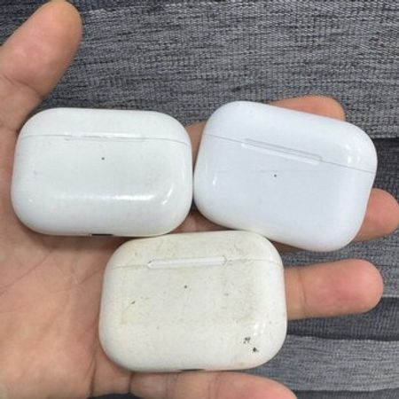 AirPods və ehtiyat hissələri