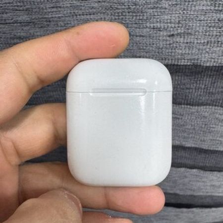 AirPods və ehtiyat hissələri